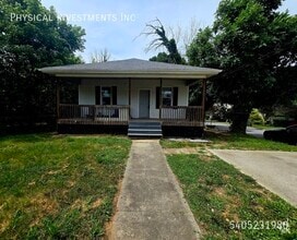 Building Photo - 1547 Riverdale Rd SE