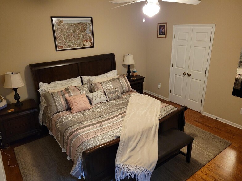 Building Photo - 144 Pelham Springs Pl