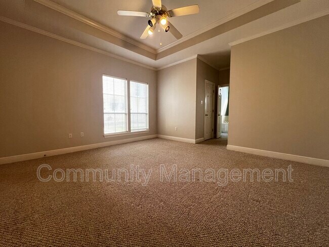 Building Photo - 6011 Riverbrook Dr