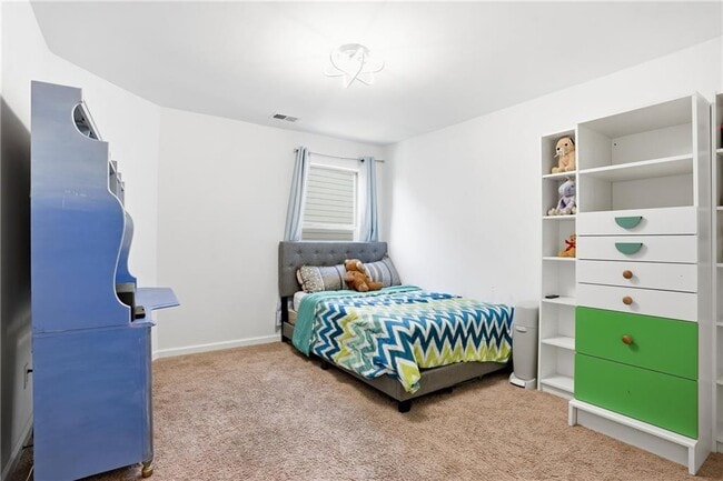 Building Photo - 341 Emporia Loop