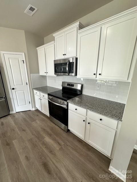 Building Photo - 7028 Stoney Wood Ln