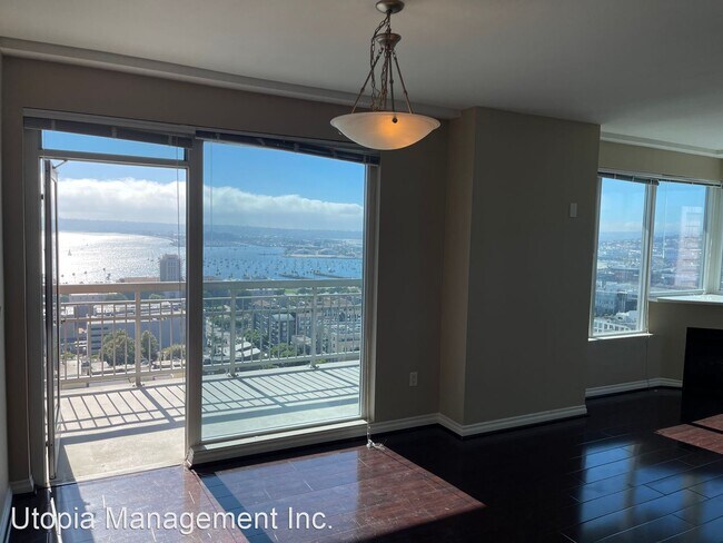 Building Photo - 2 br, 2 bath House - 300 W. Beech Street #...