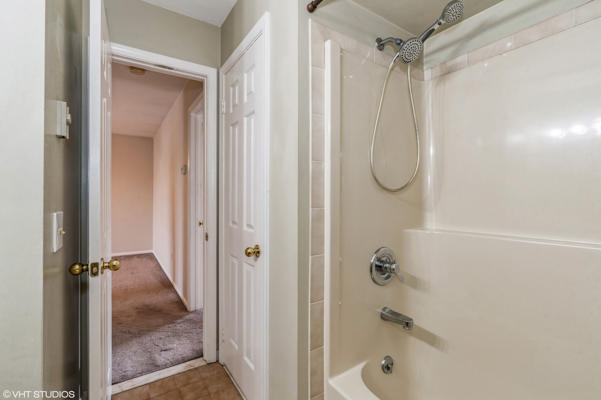 Building Photo - 500 Riverside Ave