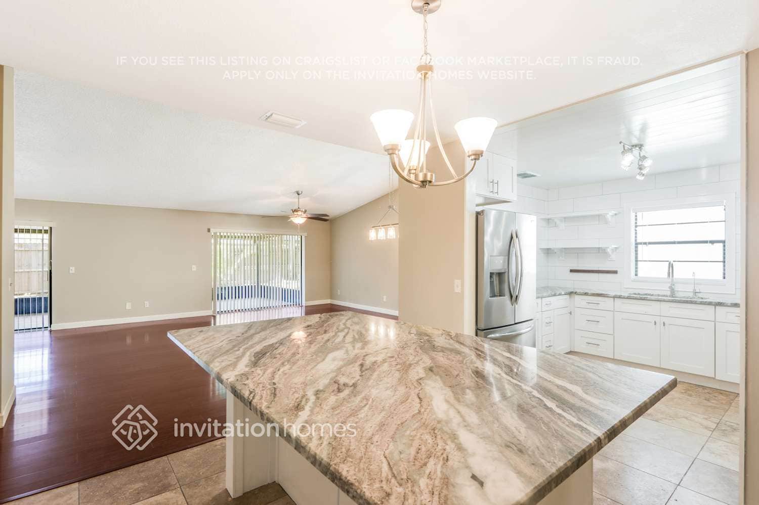 Building Photo - 6708 Commodore Way