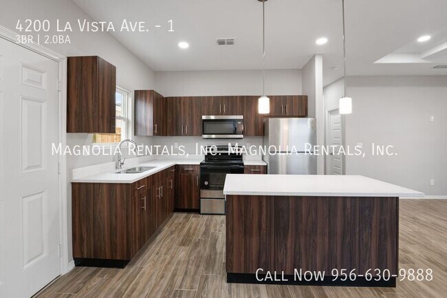 Building Photo - 4200 La Vista Ave