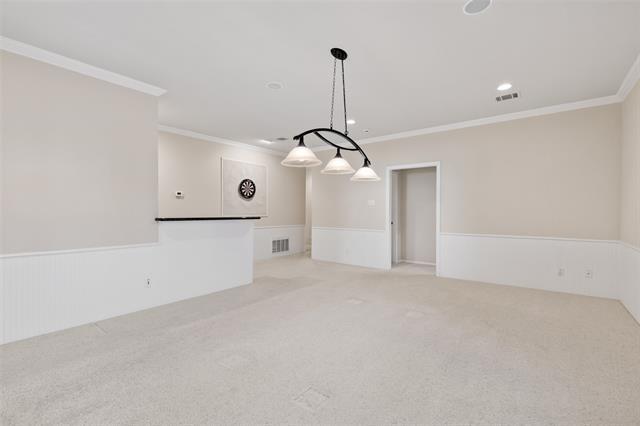 Building Photo - 5276 Longvue Dr