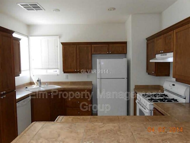 Building Photo - 9795 Waukegan Ave
