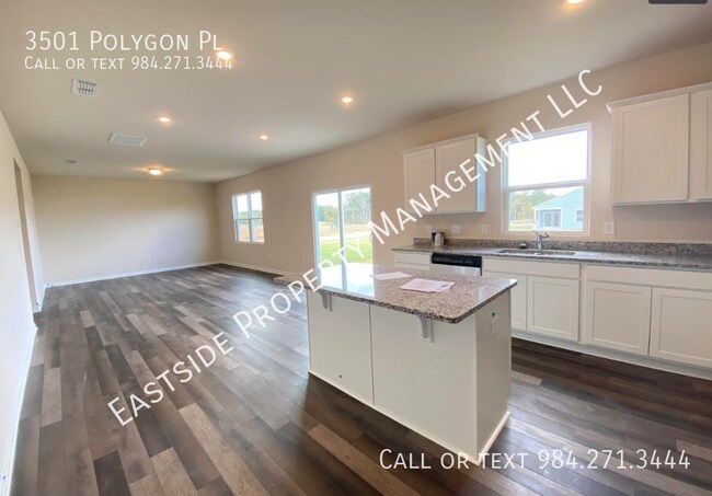Building Photo - 3501 Polygon Pl