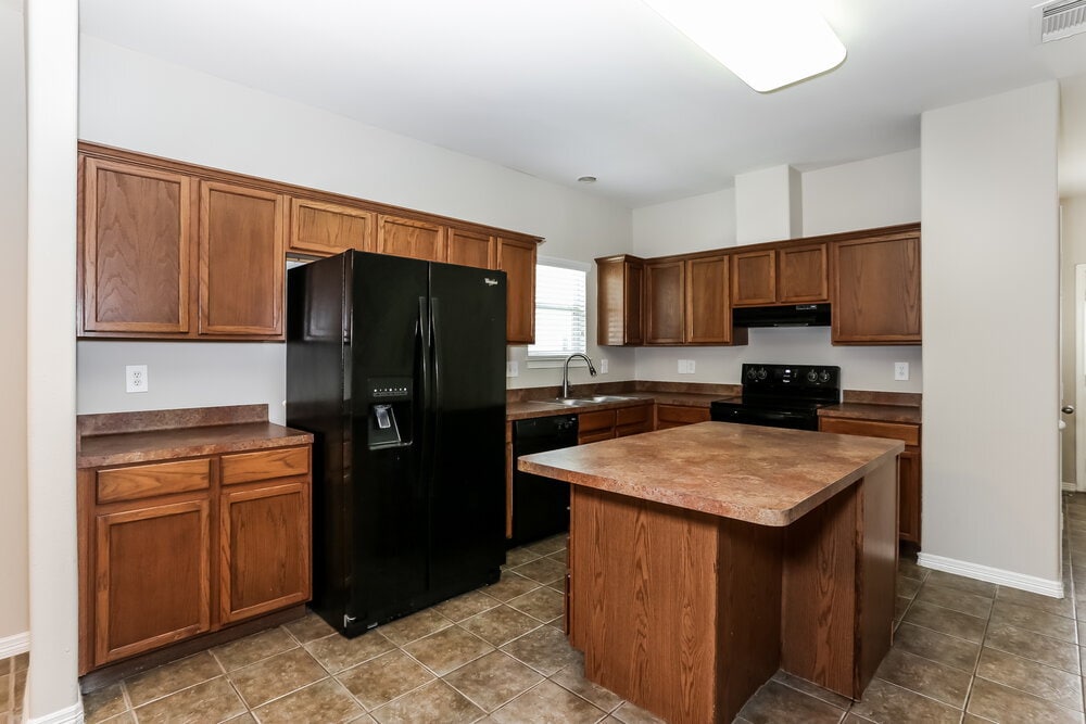 Building Photo - 10227 Berry Hill Ln
