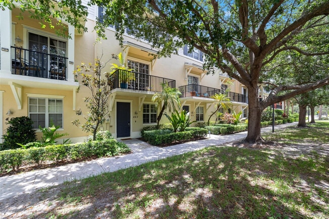 Building Photo - 463 School House Rd