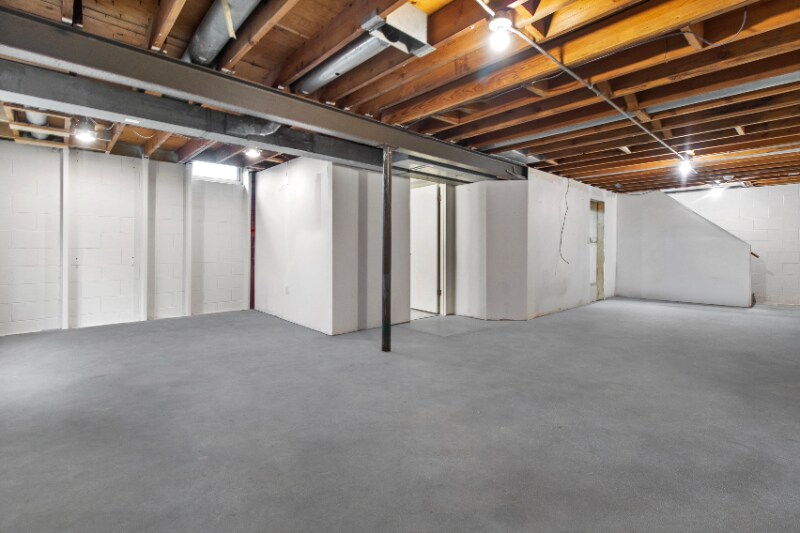 Building Photo - 4609 Pershing Blvd