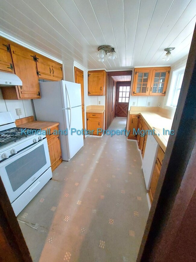 Building Photo - Amazing Beach House Near Twin Lakes Beach!!
