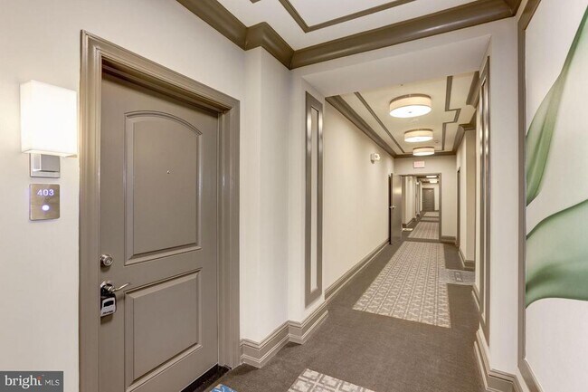 Building Photo - 13740 Endeavour Dr