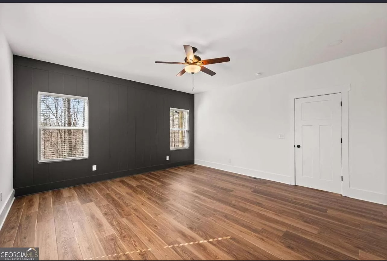 Building Photo - 747 Golden Ave