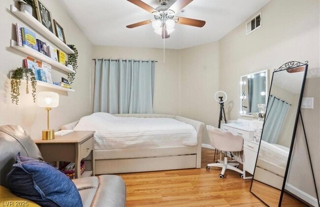 Building Photo - 7147 S Durango Dr