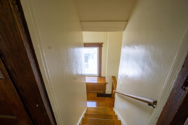 Building Photo - 960 Lancaster Ave