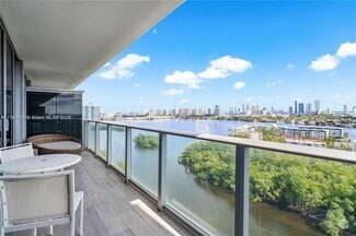 Building Photo - 16385 Biscayne Blvd