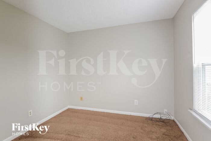 Building Photo - 10964 Sweetsen Rd