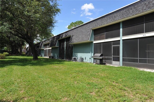 Building Photo - 501 SW 75th St