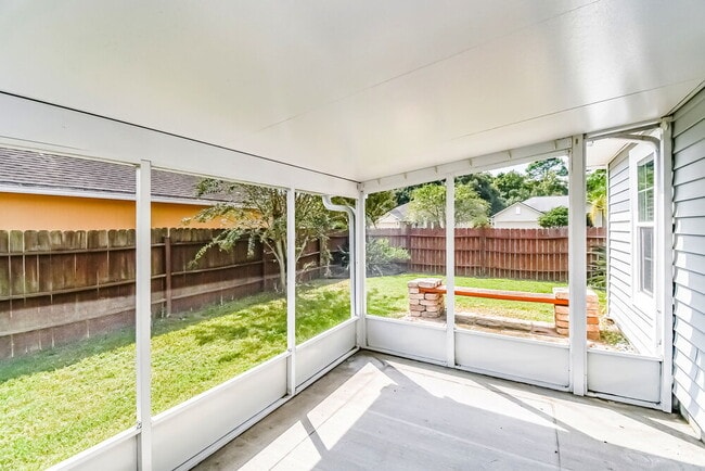 Building Photo - 2916 Waters View Cir