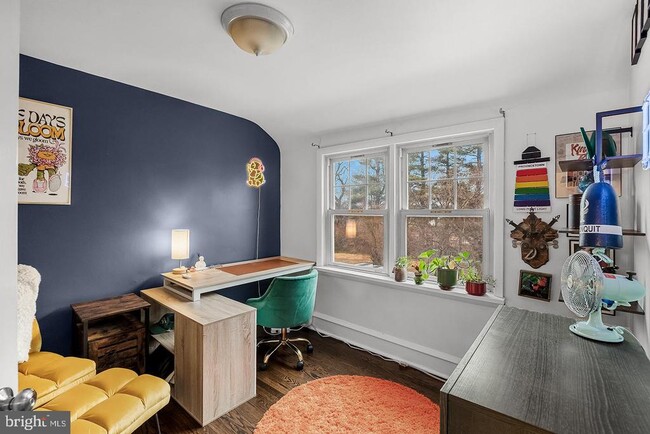 Building Photo - 339 Comly Ave