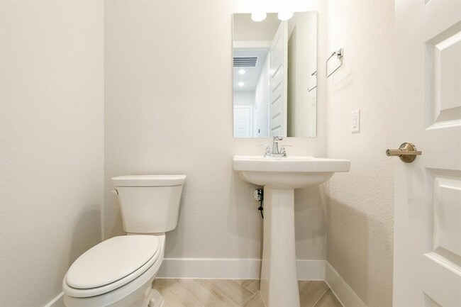 Building Photo - 4859 Antler Run Dr