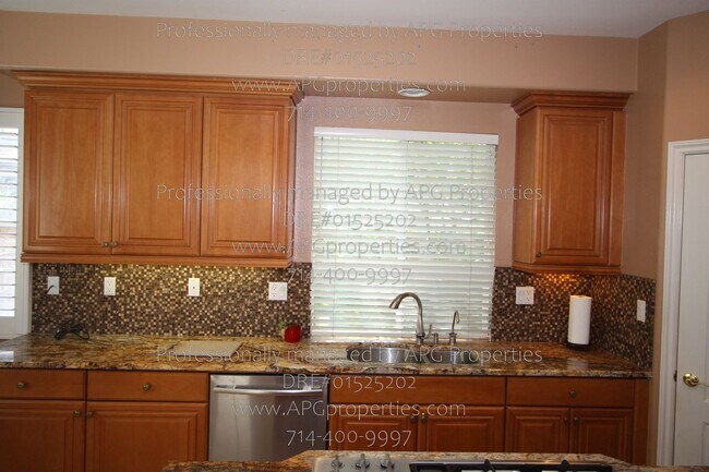 Building Photo - 1250 Fairbury Ln