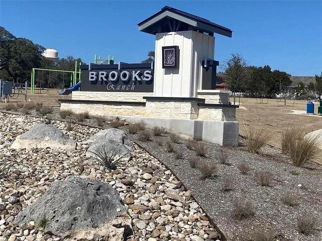 Building Photo - 135 Horseshoe Cove