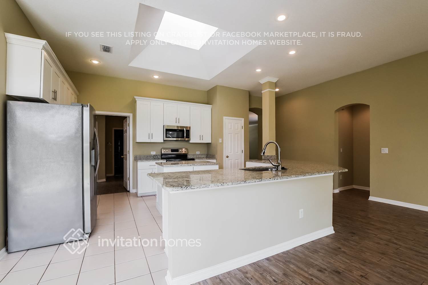 Building Photo - 819 Rivers Ct