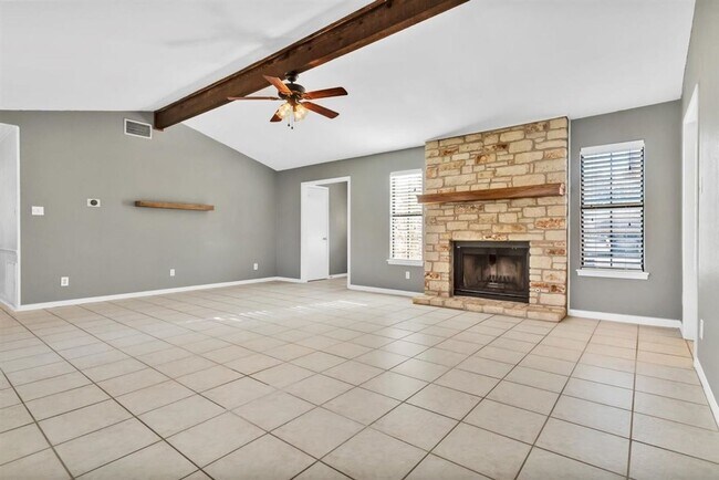 Building Photo - 1708 Wild Horse Ln