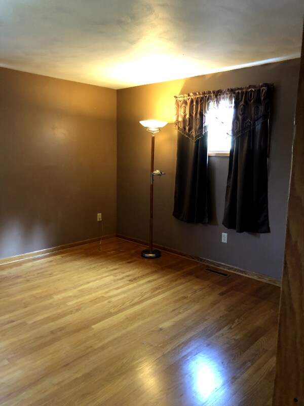 Building Photo - 3486 PA-711