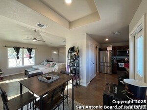 Building Photo - 2708 Golf Dr