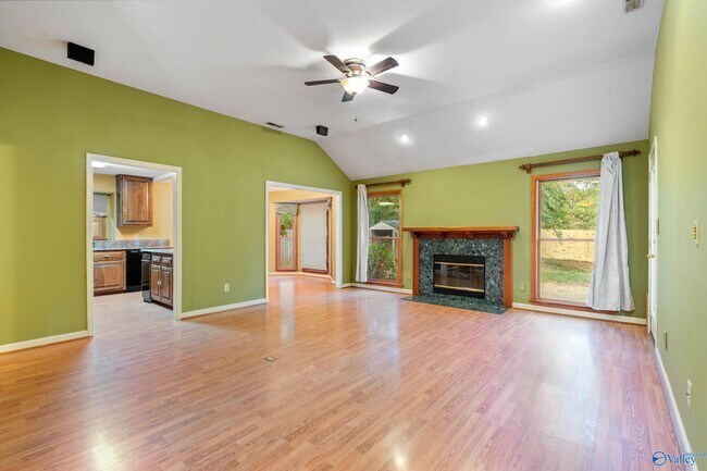 Building Photo - 115 Telluride Dr