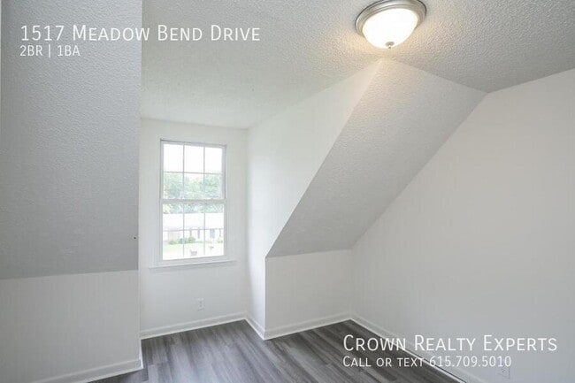 Building Photo - 1517 Meadow Bend Dr