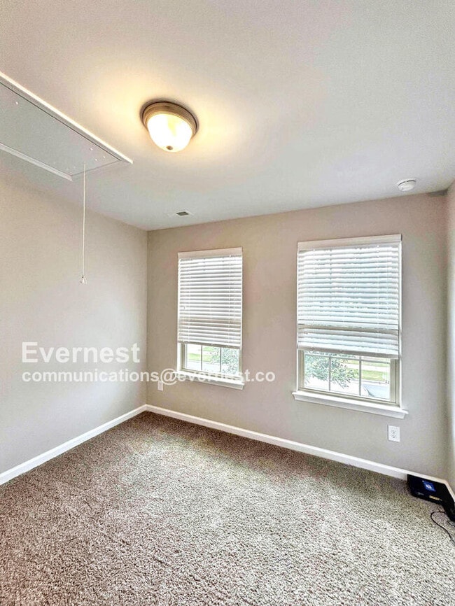 Building Photo - 4123 Audubon Pk Dr