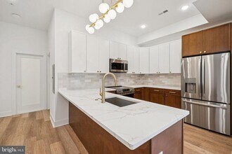 Building Photo - 5034 Florence Ave