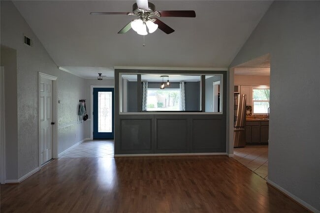 Building Photo - 17115 Kings Walk Ln