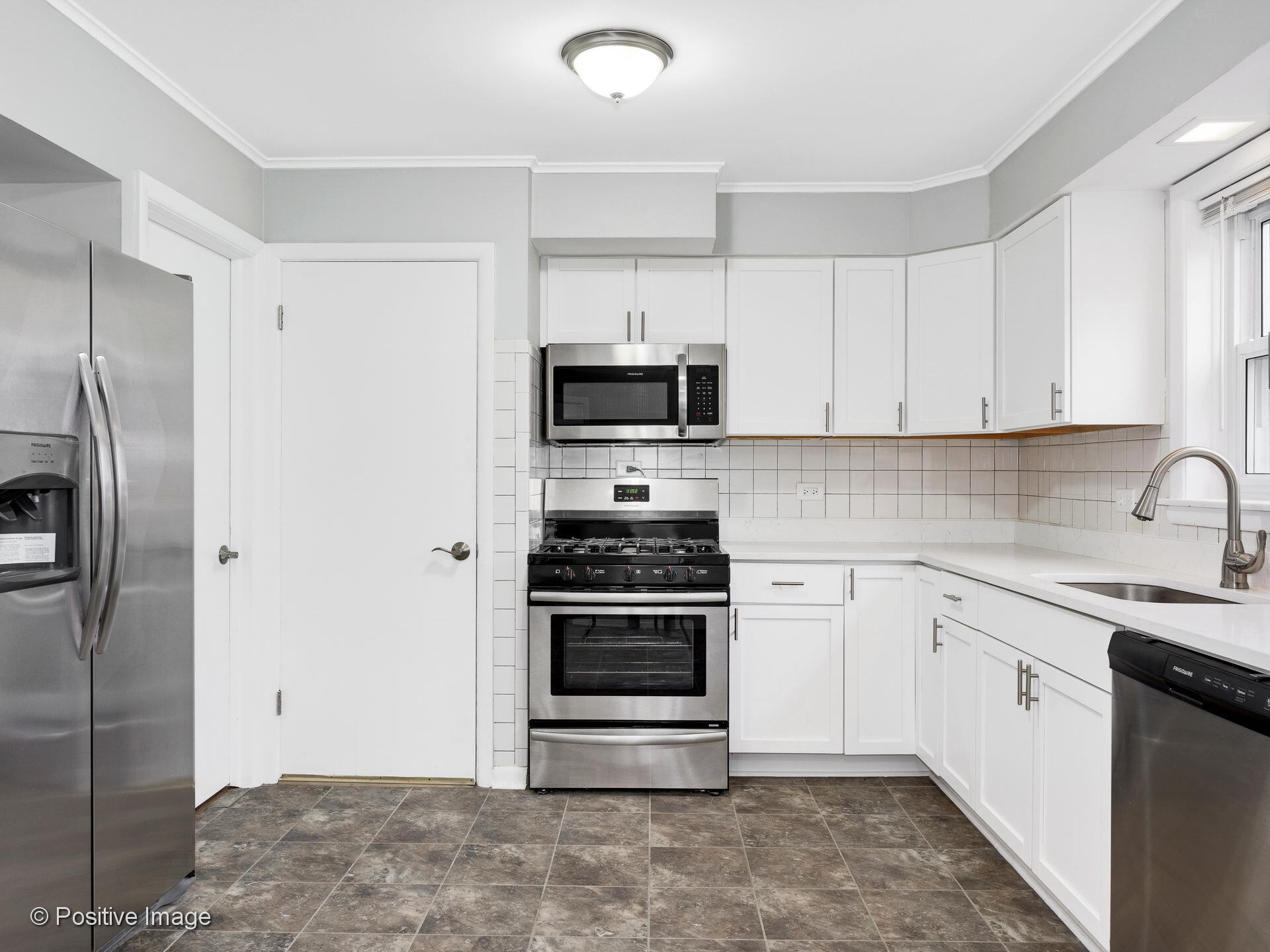 Building Photo - 14341 Dobson Ave