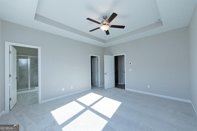 Building Photo - 272 Commons Ave