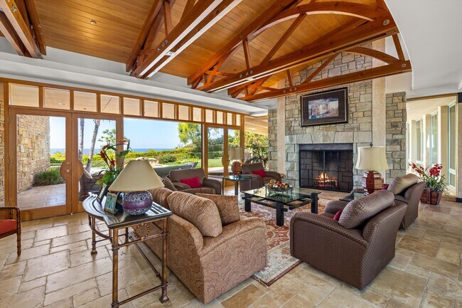 Building Photo - 330 Ortega Ridge Rd