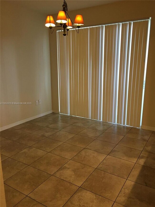 Building Photo - 3361 Merrick Ln