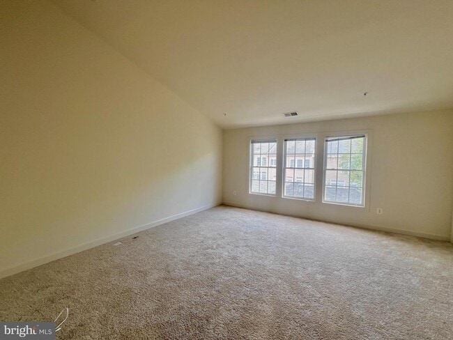 Building Photo - 12919 Benton Park Cir