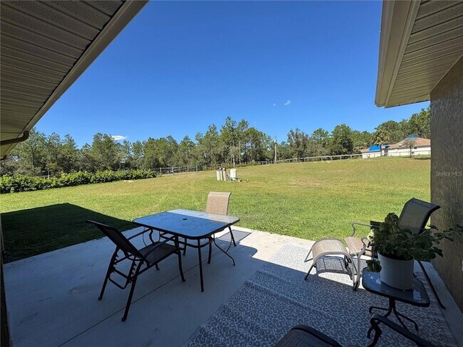 Building Photo - 5615 SW 138th Terrace