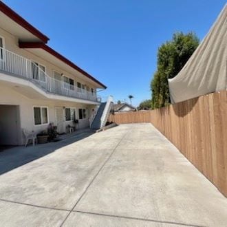 Building Photo - 4822-4826 Cypress St