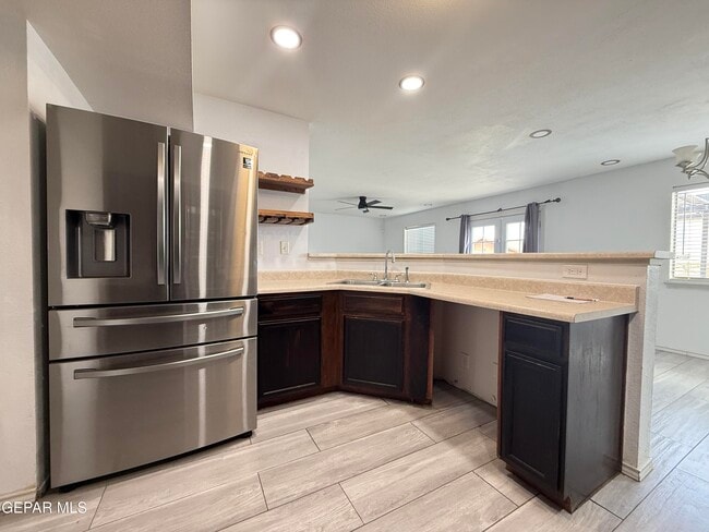 Building Photo - 11952 Mesquite Miel Dr