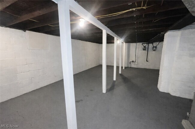 Building Photo - 3278 W 84th St