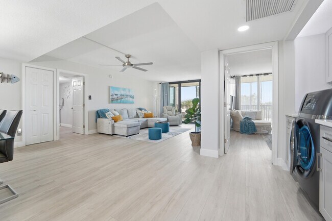 Building Photo - 1605 S US Hwy 1