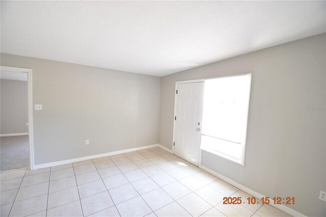 Building Photo - 9496 84th St