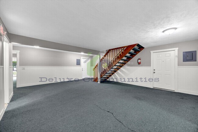 Building Photo - 3 Bedroom 1 Bathroom Apartment in ALTO!!