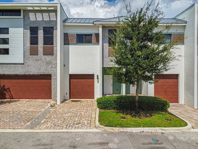 Building Photo - 813 NW 45th Terrace